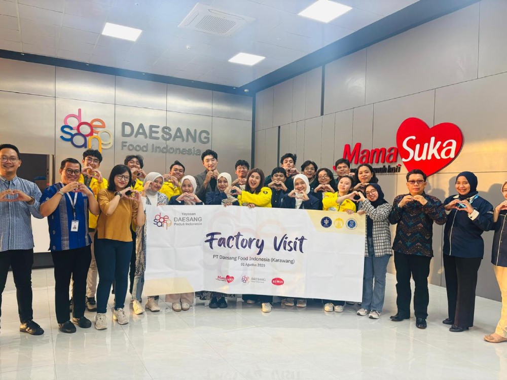 Yayasan Daesang Peduli dan Daesang Group Gelar Kunjungan Industri untuk Penerima Beasiswa